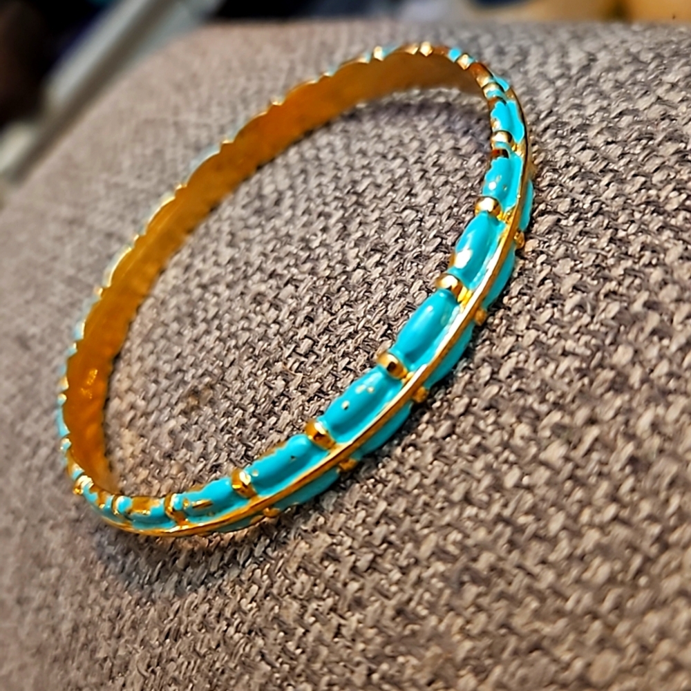 Trifari Turquoise Hued Bracelet